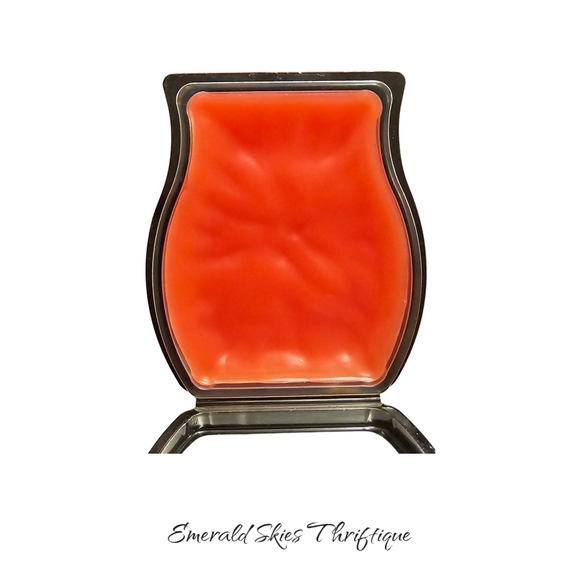 Scentsy go go mango wax melt bar, new - Picture 2 of 4